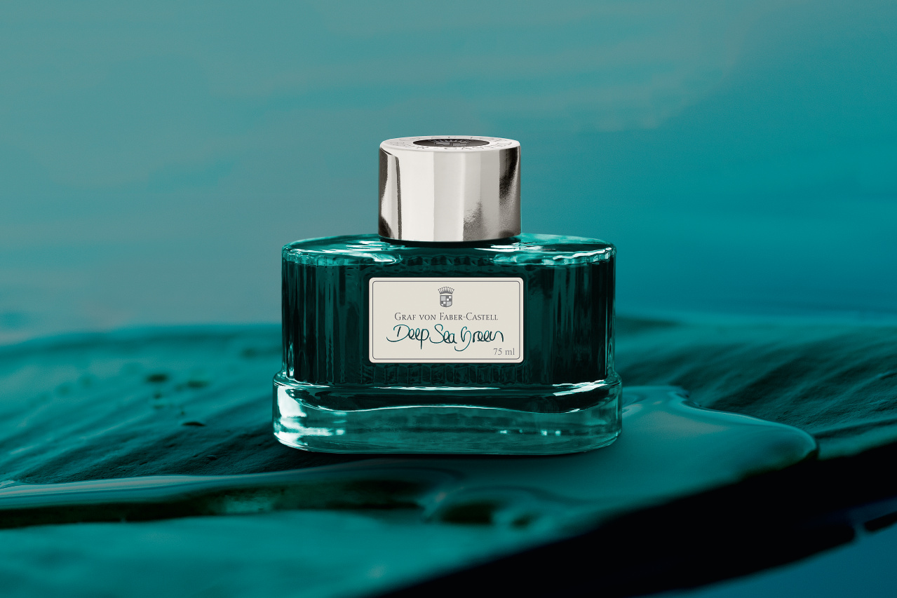 141008_inkbottledeepseagreen75ml_office_27379