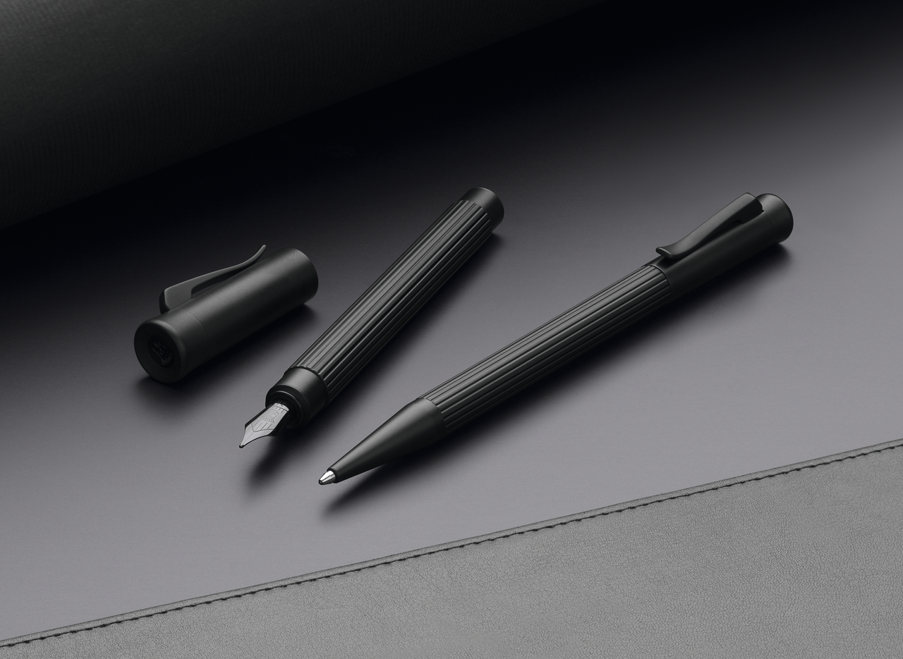 Graf von Faber-Castell Kugelschreiber Tamitio, Black Edition